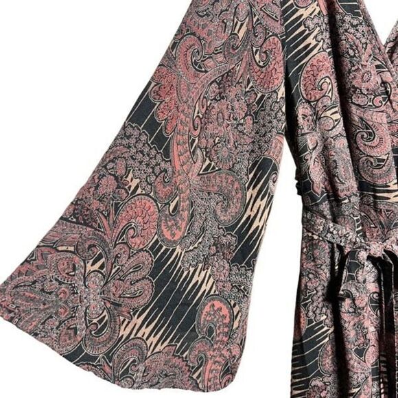 Cienna Vintage Boho Wrap Dress Fluted Sleeves Paisley Print Size Small - Picture 2 of 4